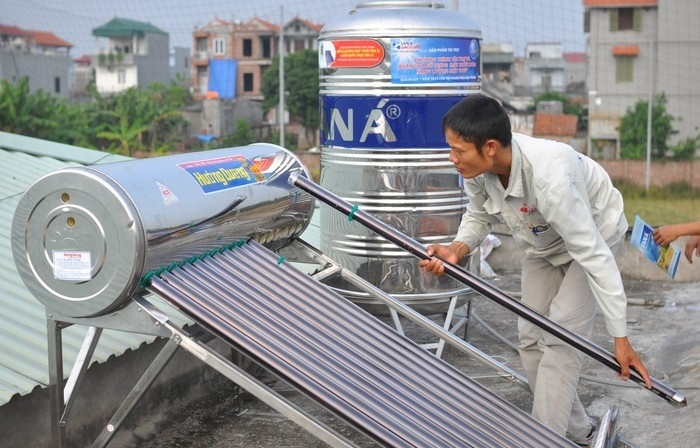 Top 10 dịch vụ sửa máy nước nóng năng lượng mặt trời TPHCM