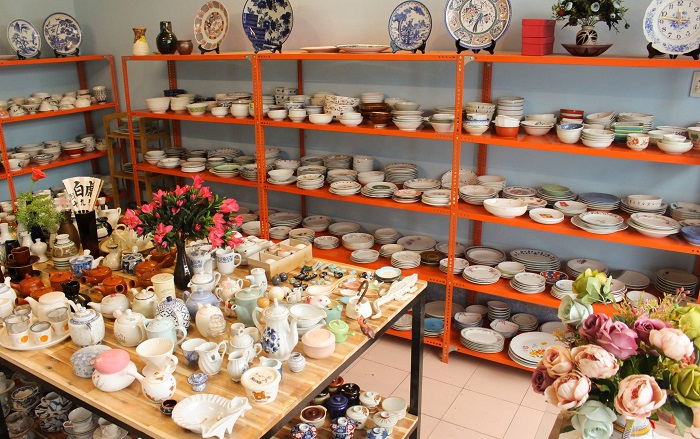 Cửa hàng gốm sứ tại TPHCM - Chuông xanh Store