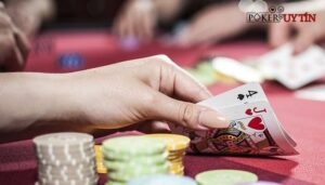 Donk bet Poker là gì? #6 Quy tắc & cách Donk bet hiệu quả